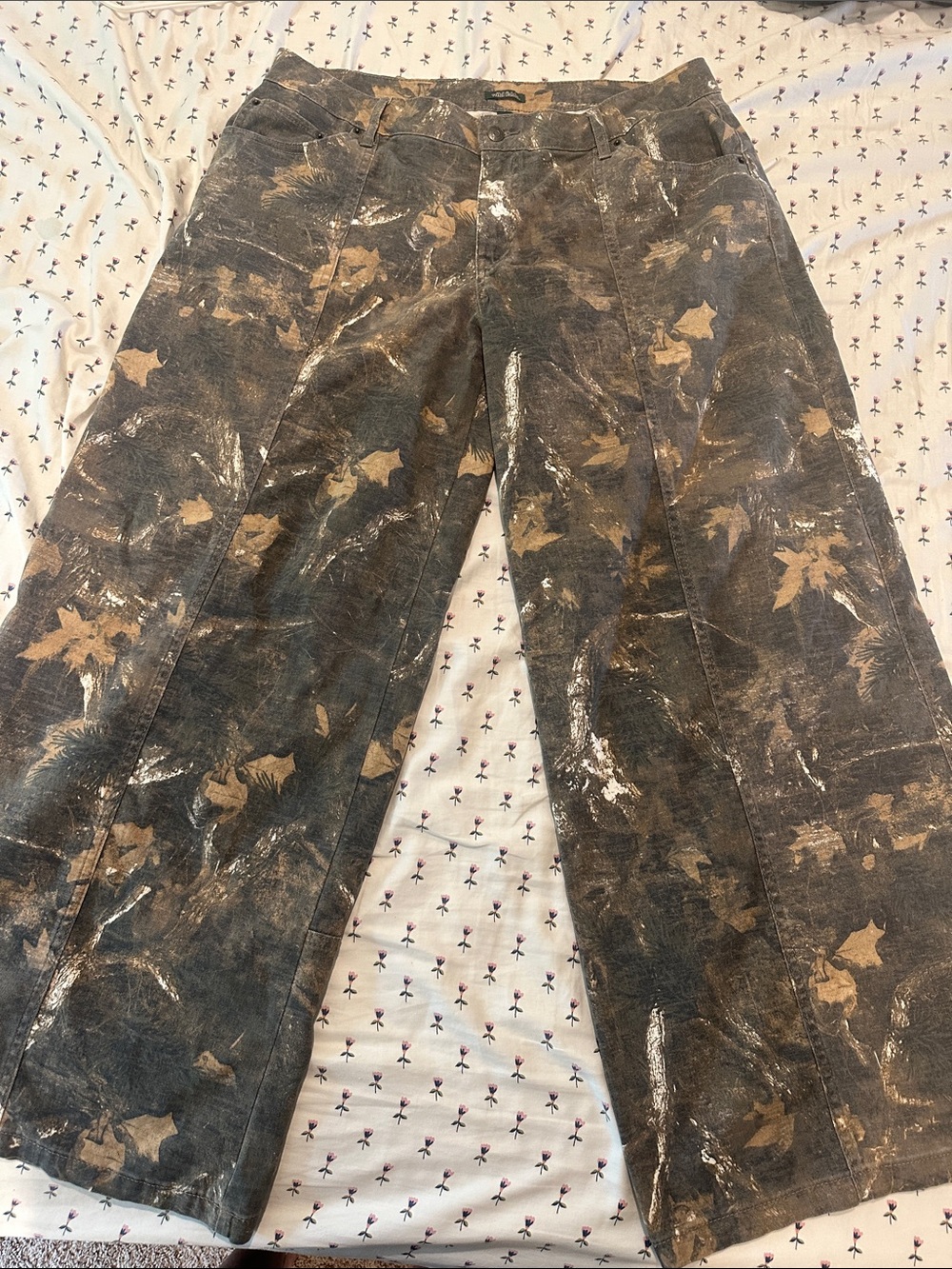 Camo Wide Leg Pants in Black and Tan